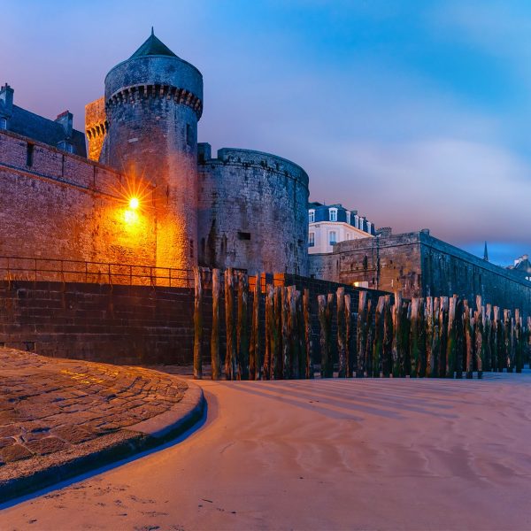 Saint-Malo-Remparts-nuit