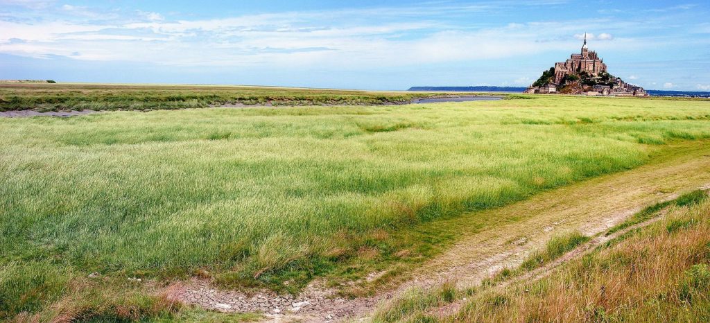 mont-saint-michel-promenade-tourisme