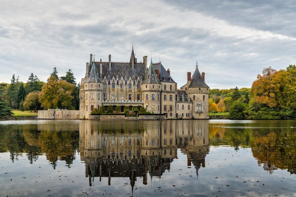 chateau près de poitiers